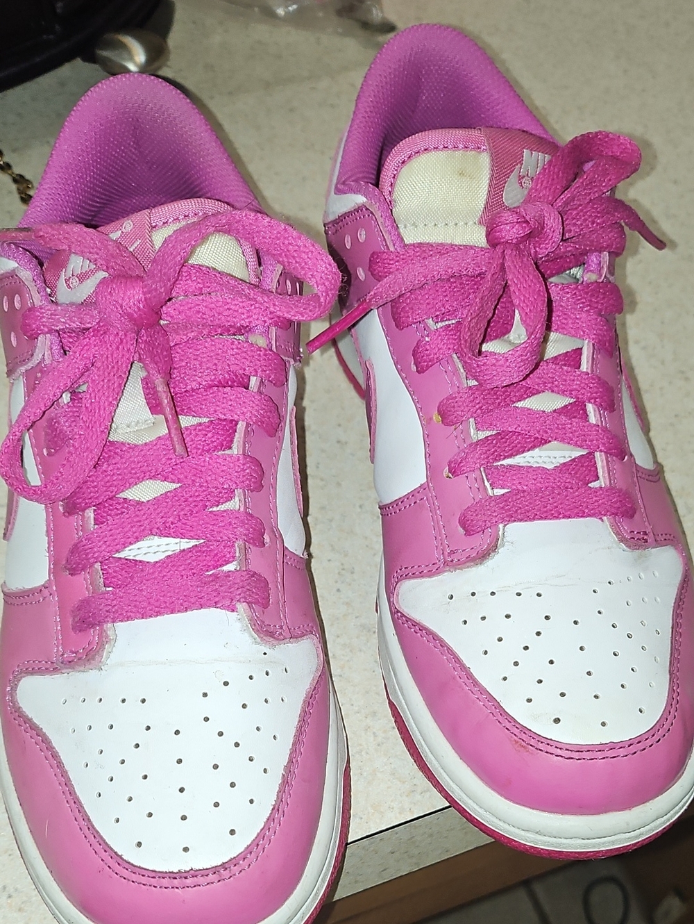 Nike Women's Pink and White Low-Top Sneakers